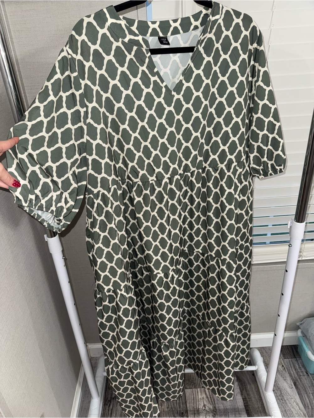 SHEIN Olive Green and Cream Geometric Maxi Dress